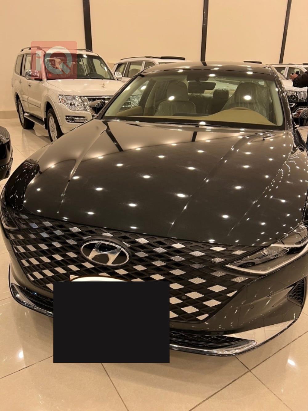 هيونداي أزيرا